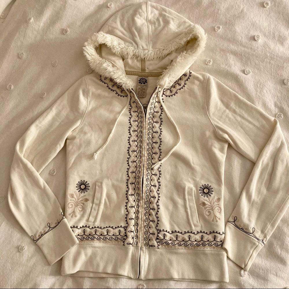 Embroidered Lucky Brand Zip-Up Hoodie w/ Faux Fur XS